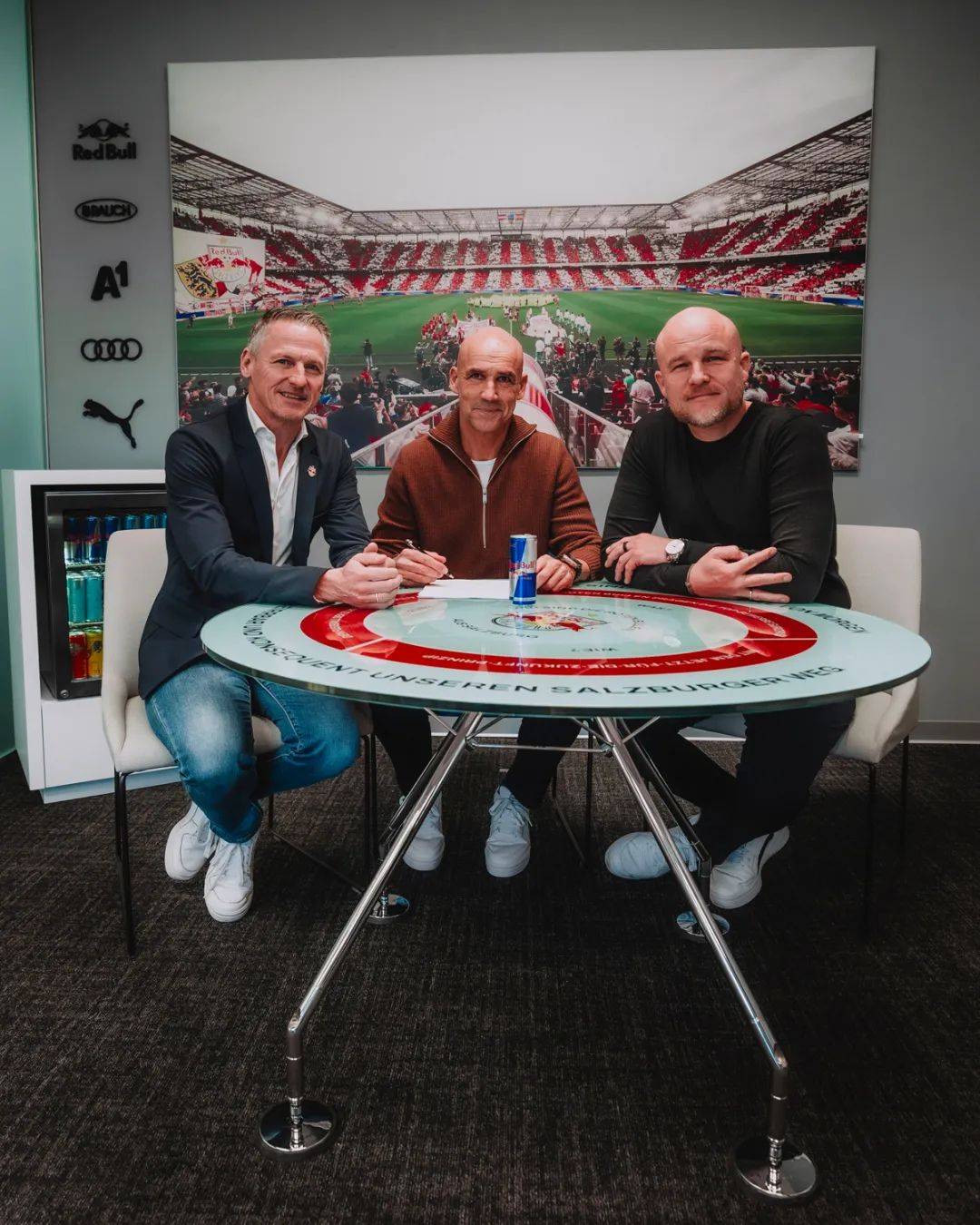 爱爱游戏下载 -关于JackeyLove遭遇十二连败，皇家马德里教练面临压力！的信息